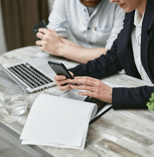 Céleste Finluxor illustration de l'équipe de soutien